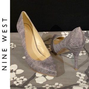 Nine West Gray Snakeskin Heels